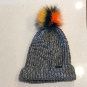 Volcom beanie with puff